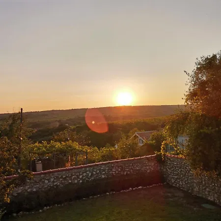 Nyaraló Sunset House